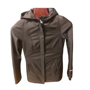 New Cloudwell isolated jacket size XS